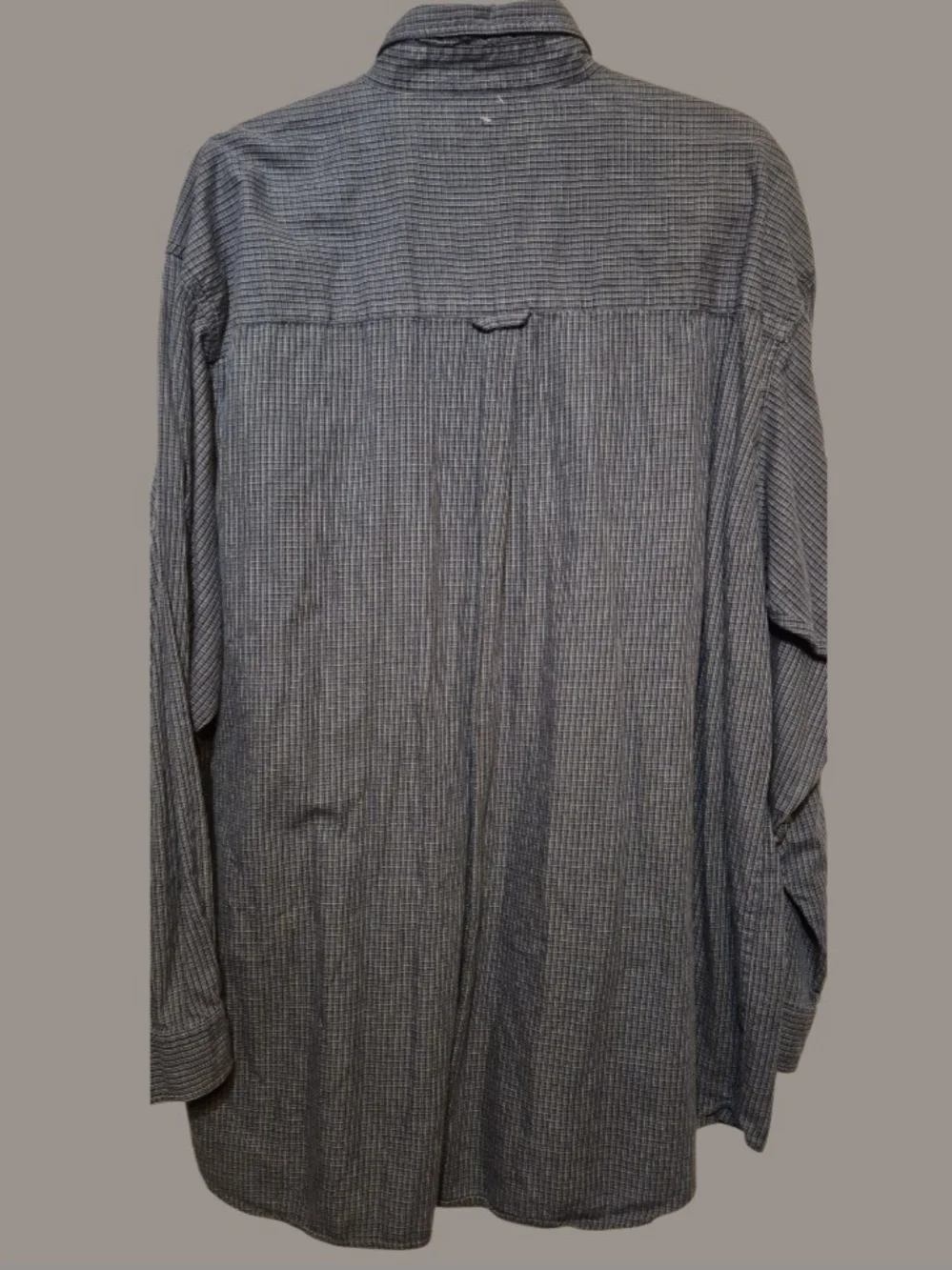 Columbia Men's Dark Blue Check Long-Sleeve Button-Down Shirt